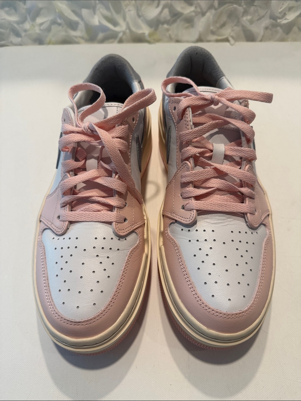 Nike Women’s Pink and White Low-Top platform Sneakers